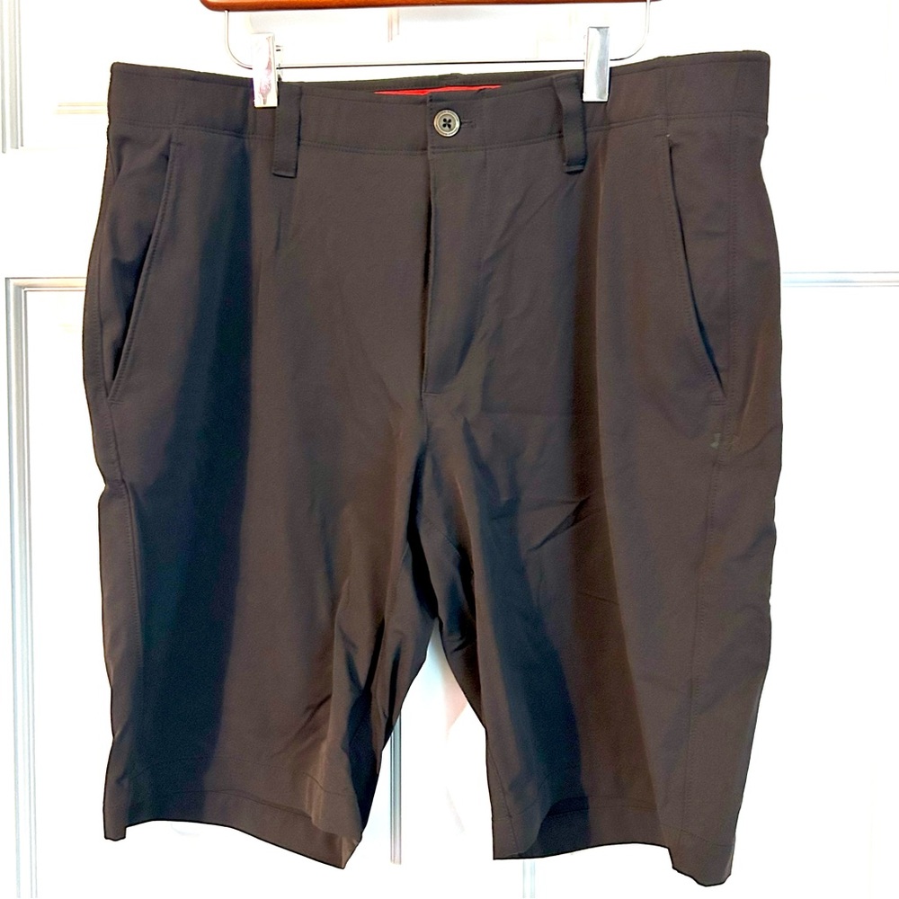 Under Armour Golf Shorts Mens 38 Black Heat Gear Loose Fit Stretch Tennis